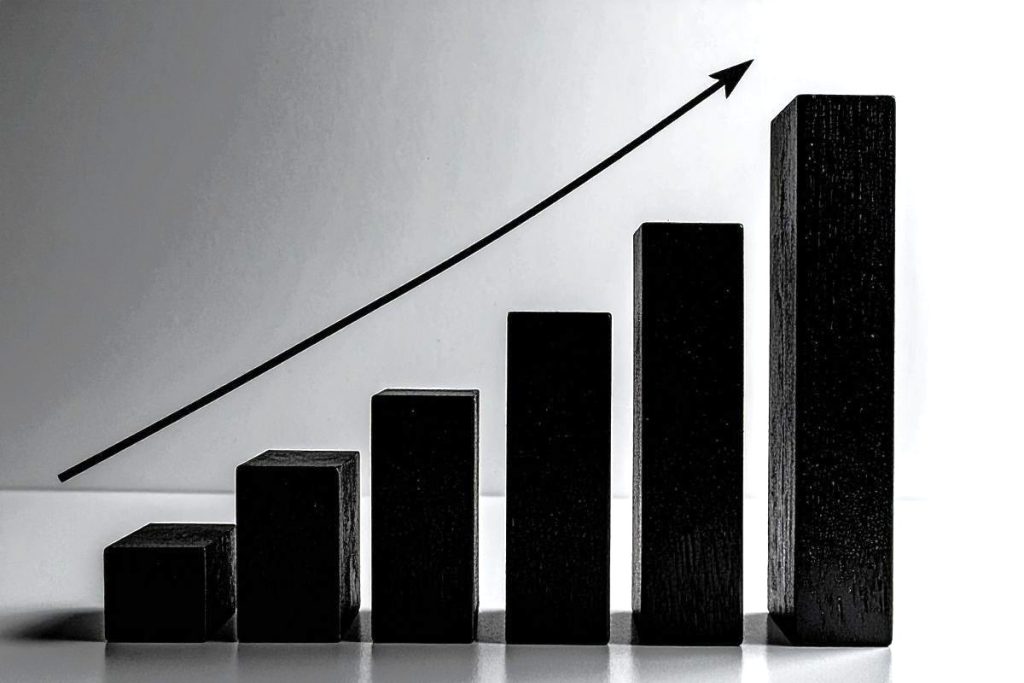 aiツールは卓越したデータ処理、学習、自動化能力でseo効果を最大化する。コンテンツ生成の高速化と品質向上では、プロンプトに基づきseo最適化された下書きを短時間で生成し、工数を削減する。精度の高いキーワードリサーチと戦略立案では、膨大な検索データを分析し、ユーザーの検索意図に沿った効果的なキーワード戦略を提案する。競合分析では、競合サイトのSEO戦略を詳細に分析し、上位表示に繋がる具体的な施策立案を可能にする