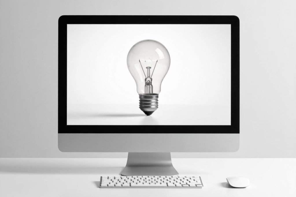 AlsoAskedはPAAで表示される質問を視覚的に抽出できるツールで、関連性の高いクエリを階層構造で分析できる。ユーザーの疑問や関心の広がりを把握し、コンテンツの構造設計や新規テーマの選定に活用することで、SEO施策の精度を高める。検索キーワードを入力し、日本語設定で抽出されたデータをもとに、端的な回答や見出し構成を最適化する。盛り込むべき質問を判断し、簡潔な文章で記述することが重要である。適切なマークアップと明確な意図を持ったライティングにより、上位表示とトラフィック増加を実現する